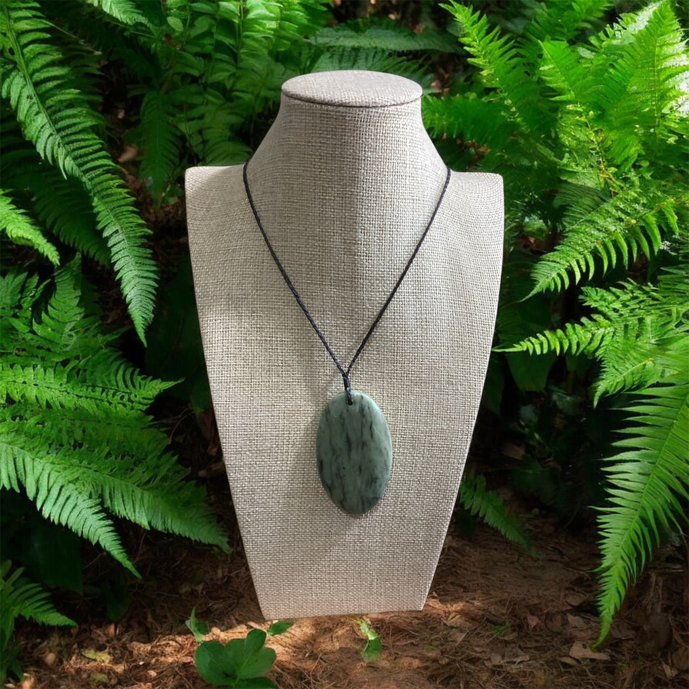 Inanga mix pounamu Oval